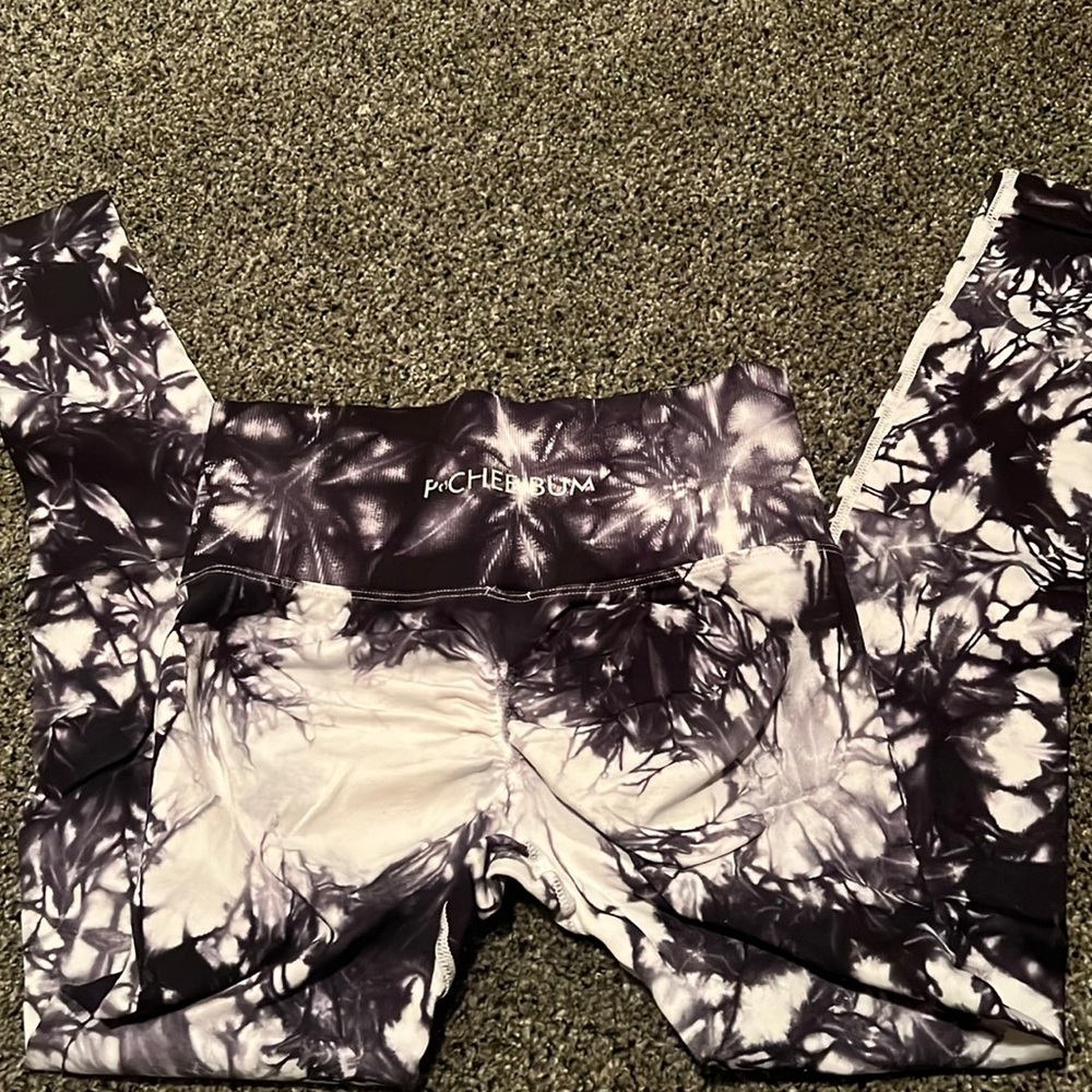 Peachee bum leggings, small, booty scrunch, no front seam